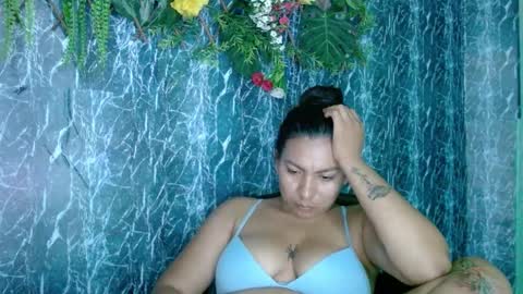 Snapshot of cherry_provocation chatting on 10/15/25, 04:12 cherry online show from 10/15/25, 04:12