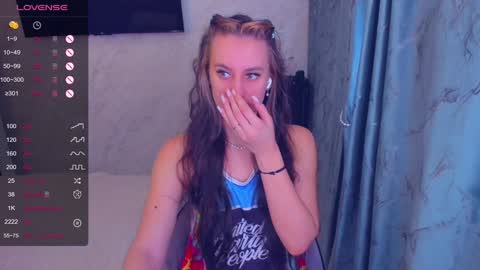 Snapshot of cherry_starrr chatting on 01/14/25, 08:20 cherry_starrr online show from 01/14/25, 08:20