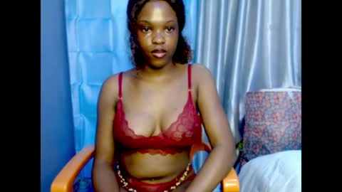 Sophie online show from 06/02/26, 08:49