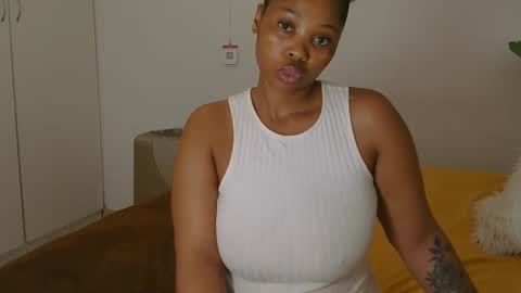 Snapshot of cherrybabexx chatting on 12/22/24, 10:06 Cherrybabe online show from 12/22/24, 10:06