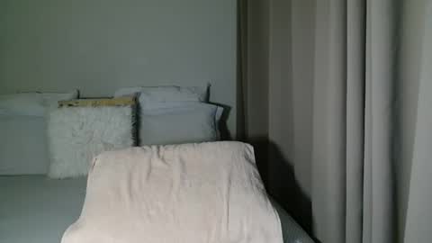 Snapshot of cherrybabexx chatting on 10/25/25, 08:22 Cherrybabe online show from 10/25/25, 08:22