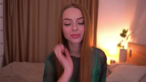 Alisha online show from 09/18/25, 07:27