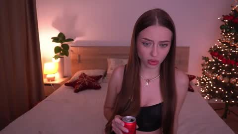 Alisha online show from 12/18/25, 11:00