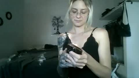 Snapshot of cherryblushxo chatting on 05/09/26, 12:16 cherryblushxo online show from 05/09/26, 12:16