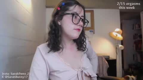 Snapshot of cherrybunny21 chatting on 10/19/25, 03:18 Sarah Prez online show from 10/19/25, 03:18