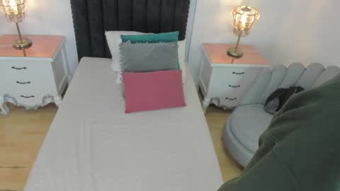 Cherry online show from 09/21/25, 12:07