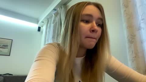 Lei online show from 03/23/26, 05:55