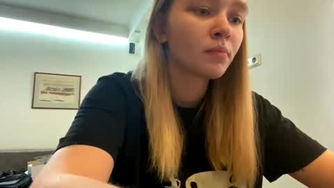 Lei online show from 03/27/26, 08:26