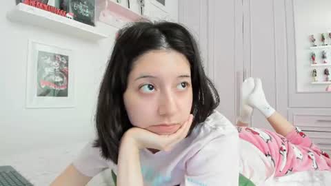 cherrycute666 online show from 07/01/26, 10:53