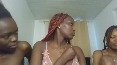 Snapshot of cherrymuffin1 chatting on 07/16/26, 02:56 Cherry online show from 07/16/26, 02:56