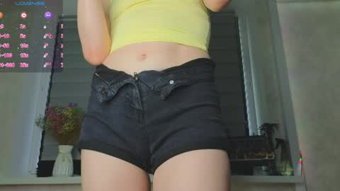 Snapshot of cherrypepperkiss chatting on 05/13/26, 03:20 Lysia online show from 05/13/26, 03:20