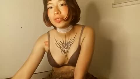 Snapshot of cherrywitchy chatting on 12/31/24, 01:36 Cherry online show from 12/31/24, 01:36