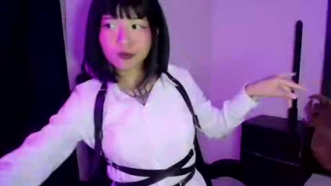 Snapshot of cherrywitchy chatting on 02/24/25, 03:44 Cherry online show from 02/24/25, 03:44