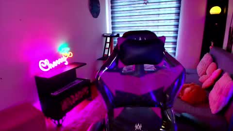 cherry online show from 03/18/26, 05:05