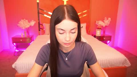 cherryylulu online show from 11/04/25, 08:24