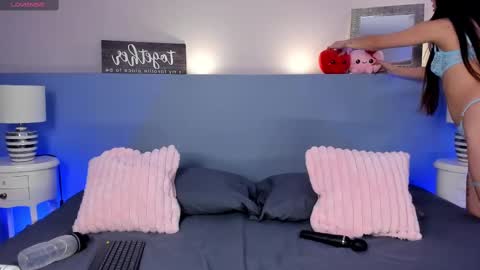 cheryelfox online show from 02/13/25, 09:17