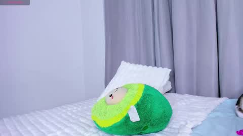 Snapshot of cheryl_blossom69 chatting on 10/17/25, 11:51 Mafe 3 online show from 10/17/25, 11:51