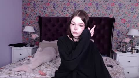 amelia online show from 01/10/25, 08:51