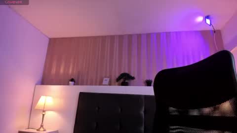 Snapshot of cheys_mast chatting on 06/10/26, 09:03 Cheys online show from 06/10/26, 09:03
