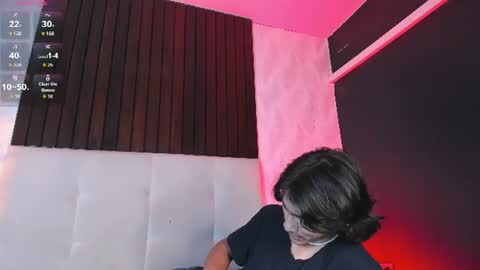 Snapshot of cheys_mast chatting on 07/17/26, 01:07 Cheys online show from 07/17/26, 01:07