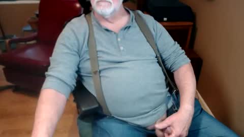 Snapshot of chgodad chatting on 04/26/26, 06:16 chgodad online show from 04/26/26, 06:16