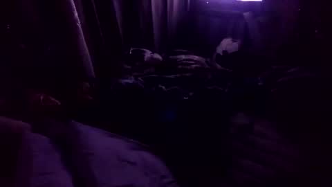 chi579822 online show from 09/24/25, 02:59