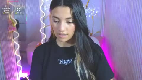 Chiara  online show from 04/24/26, 07:16