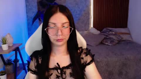Snapshot of chiaraa_fiore chatting on 03/01/25, 07:59 Chiara online show from 03/01/25, 07:59