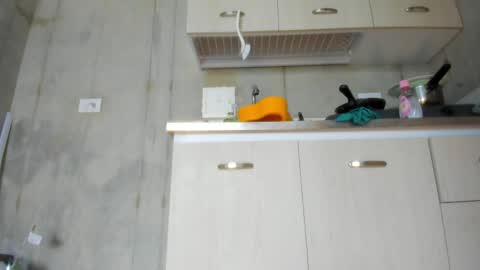 Chiara fustox online show from 04/18/26, 07:58