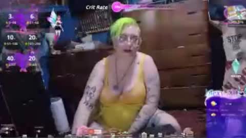Snapshot of chiaroscurosiren chatting on 07/29/26, 06:00 CurvySiren online show from 07/29/26, 06:00