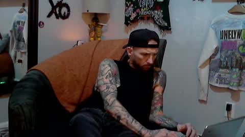 Snapshot of chiarov chatting on 02/06/26, 07:45 chiarov online show from 02/06/26, 07:45