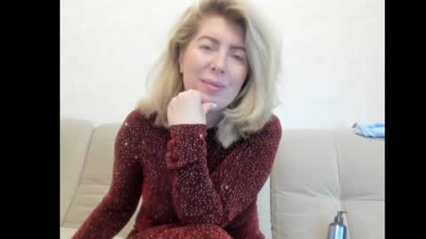 Snapshot of chicafortuna chatting on 05/15/26, 02:40 NBFG online show from 05/15/26, 02:40