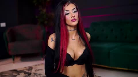 Cami online show from 09/08/25, 09:25