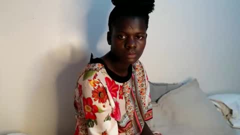 Snapshot of chichie_ chatting on 05/31/26, 01:25 chichie_ online show from 05/31/26, 01:25