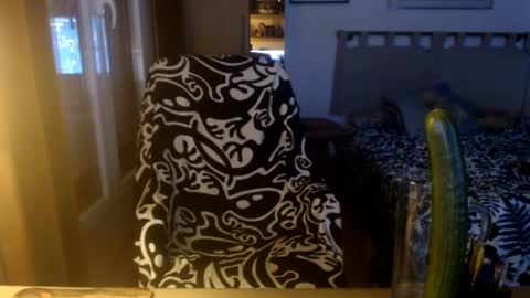 Snapshot of chicocam1983 chatting on 12/14/24, 05:14 chicocam1983 online show from 12/14/24, 05:14