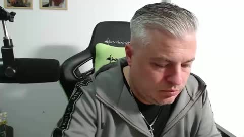 ChiefGrayHead online show from 05/11/26, 04:26