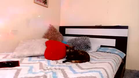 Snapshot of chikandela chatting on 07/24/26, 11:03 Valentina online show from 07/24/26, 11:03