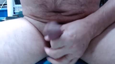 Snapshot of chikarol chatting on 12/31/24, 11:53 chikarol online show from 12/31/24, 11:53