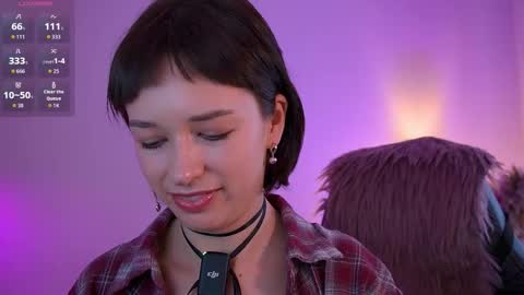 Snapshot of chill_girrrl chatting on 03/16/26, 02:21 Vivian online show from 03/16/26, 02:21