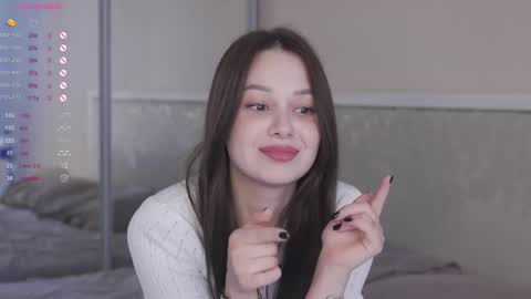 Snapshot of chillgirlll chatting on 05/07/26, 05:46 Nicole online show from 05/07/26, 05:46