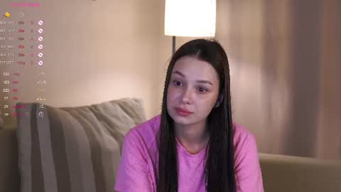 Snapshot of chillgirlll chatting on 08/08/26, 05:20 Nicole online show from 08/08/26, 05:20