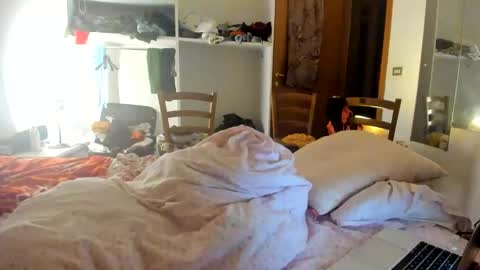 yoursensualparadise online show from 09/17/25, 04:14