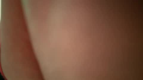 Snapshot of chillwithcamii chatting on 05/15/26, 05:31 yoursensualparadise online show from 05/15/26, 05:31