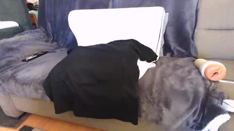 Snapshot of china_murphy chatting on 12/31/24, 04:14 Murphy-China online show from 12/31/24, 04:14