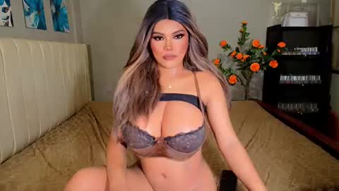 Snapshot of chinita_titi chatting on 07/24/26, 05:49 chinita_titi online show from 07/24/26, 05:49