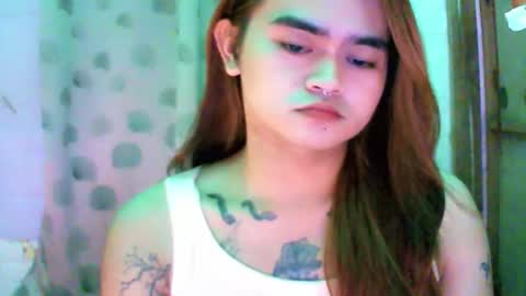 chinny_fuckdoll online show from 01/12/26, 10:53