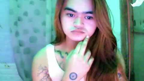 chinny_fuckdoll online show from 01/13/26, 03:56