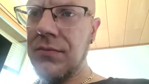 chipa69 online show from 04/23/26, 03:03