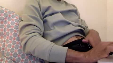 Snapshot of chirumiru123 chatting on 02/01/26, 11:03 chirumiru123 online show from 02/01/26, 11:03