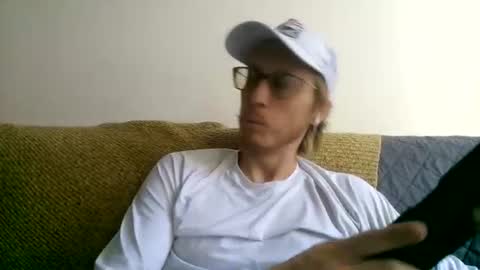 Snapshot of chivakneeval chatting on 07/15/26, 09:31 chivakneeval online show from 07/15/26, 09:31